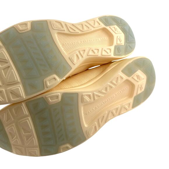 APL Men's Mellow TechLoom Breeze Sneakers Size 10 - Picture 9 of 9